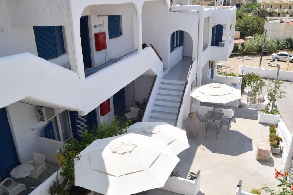 Attica Hotel Ephie Vathi  ภายนอก รูปภาพ